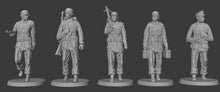 Load image into Gallery viewer, Figures Wehrmacht-Marching-Officers-Stretcher Bearer-Wehrmachtgirls
